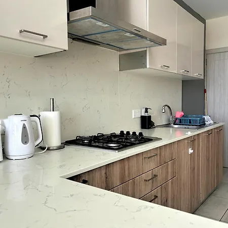 Nations Duplex With Pool بيت ضيافة 3*