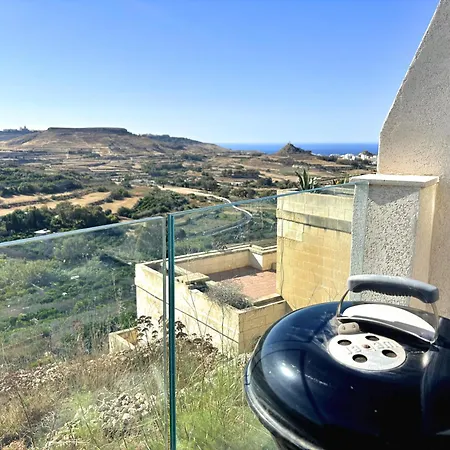 Nations Duplex With Pool بيت ضيافة Xagħra