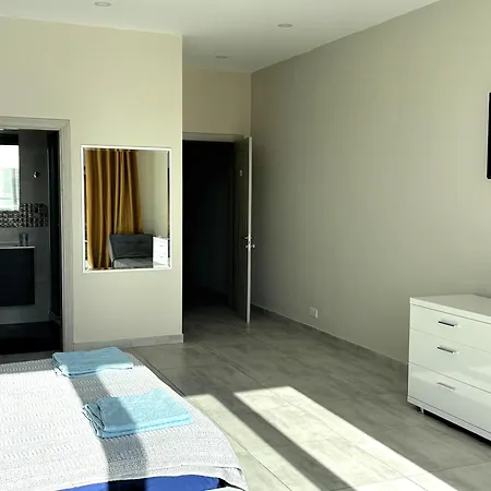 Nations Duplex With Pool