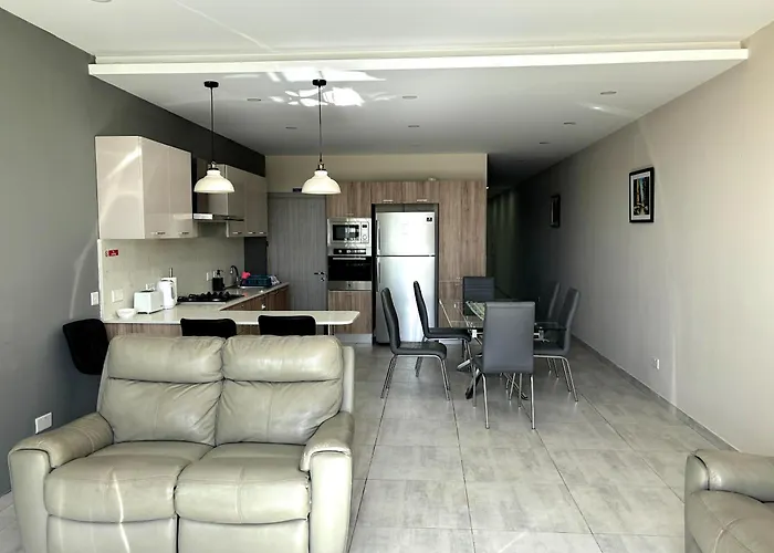 Pensiune Nations Duplex With Pool 3*