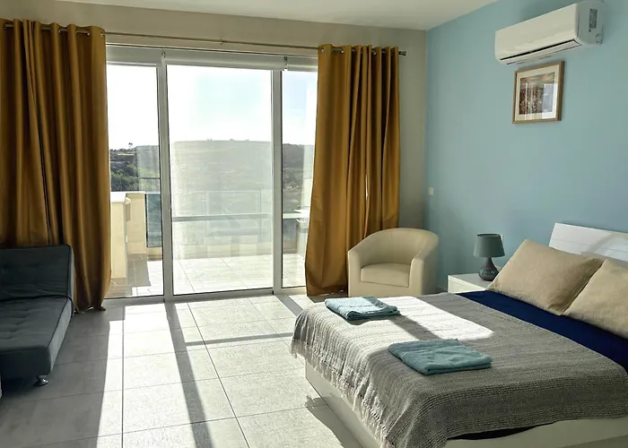 Nations Duplex With Pool Xagħra