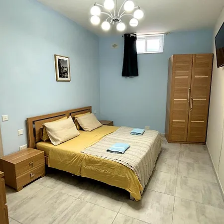 Гостевой дом Nations Duplex With Pool Шаара