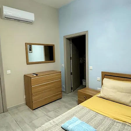 Konukevi Nations Duplex With Pool Xagħra