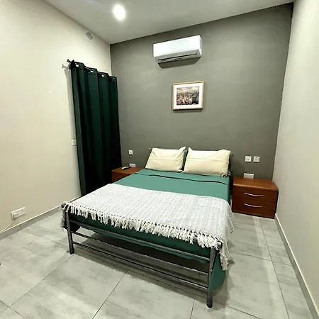 Nations Duplex With Pool Konukevi Xagħra