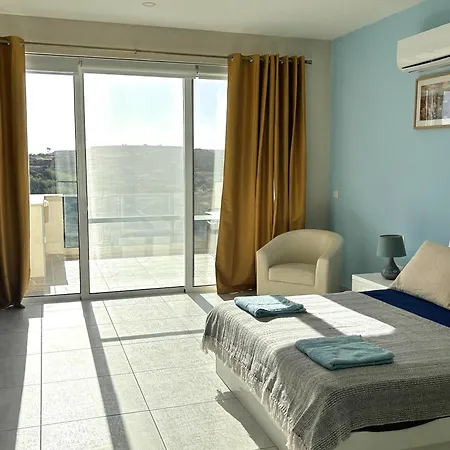 Nations Duplex With Pool Xagħra