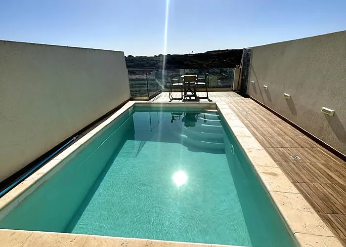 Nations Duplex With Pool Gasthuis