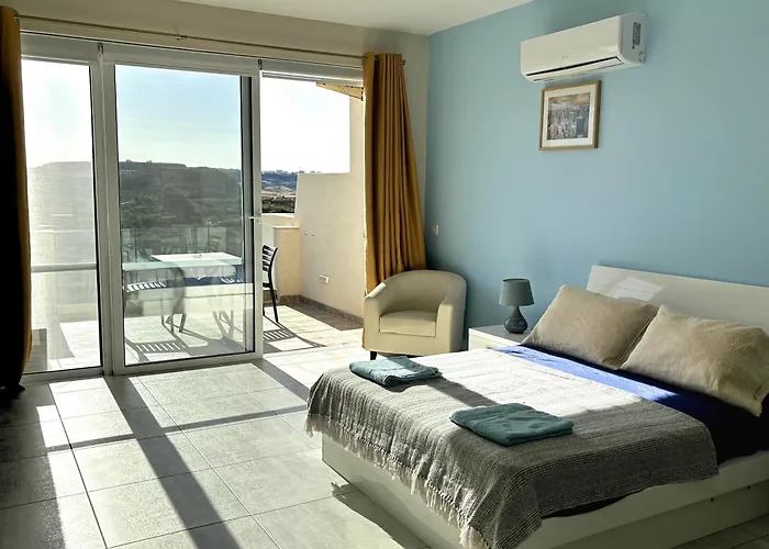 Nations Duplex With Pool 3*