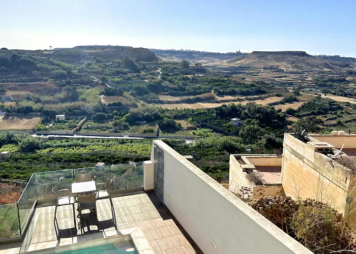 Nations Duplex With Pool Gasthuis Xagħra